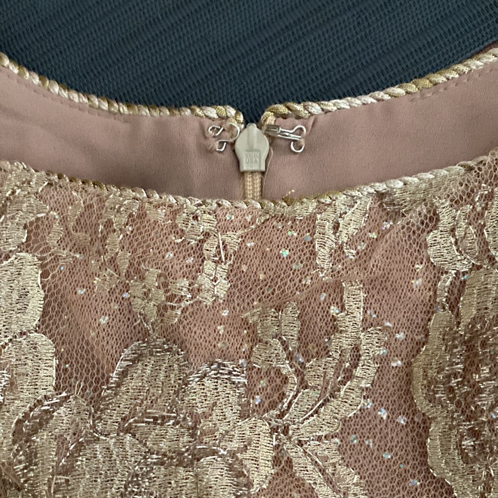 Victor Costa Vintage 1990’s Evening Gown. - Picture 2 of 7